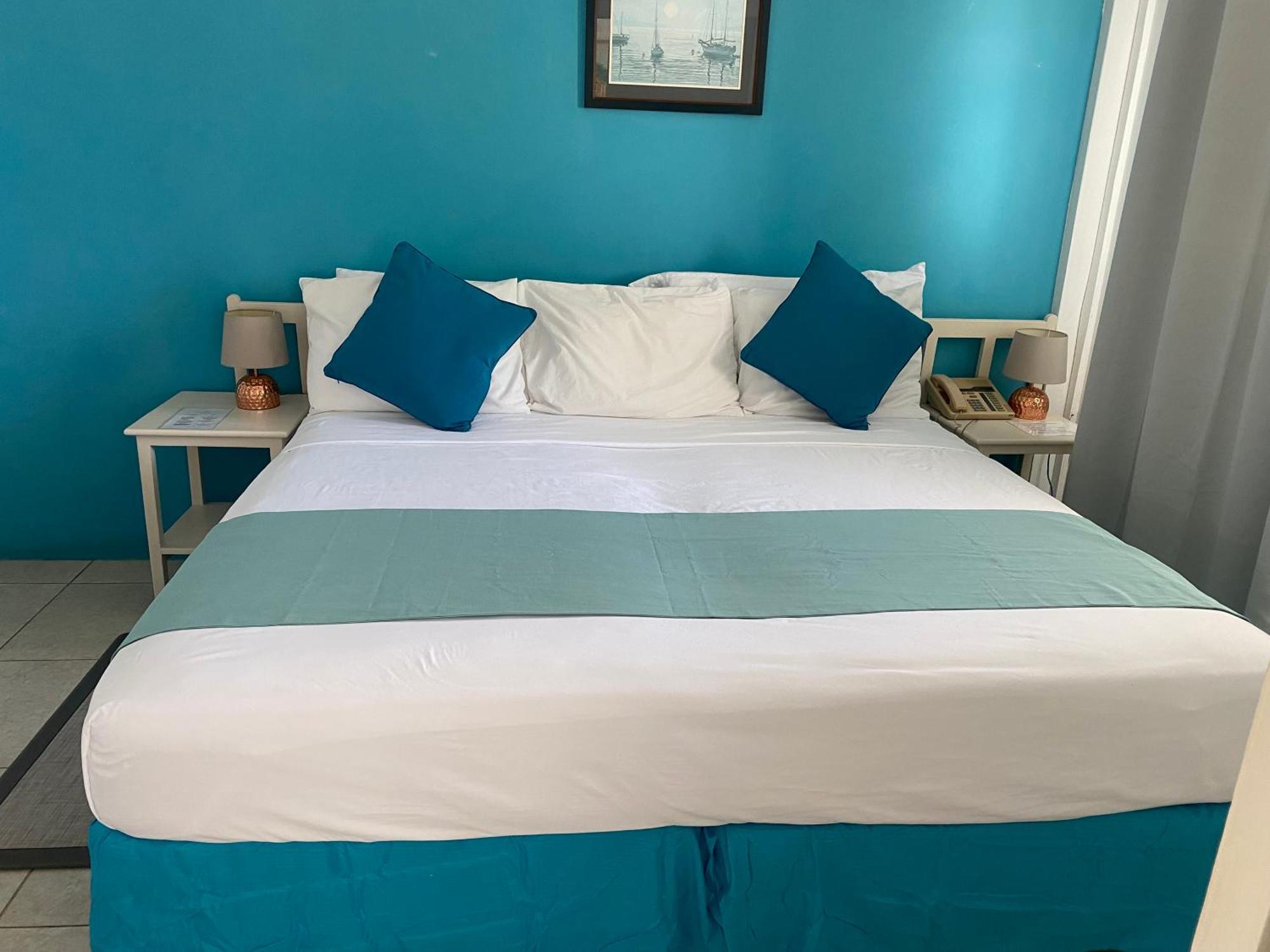 Melrose Beach Apartments Inc Bridgetown Rum bild