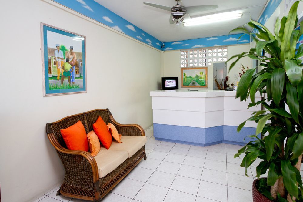 Melrose Beach Apartments Inc Bridgetown Exteriör bild